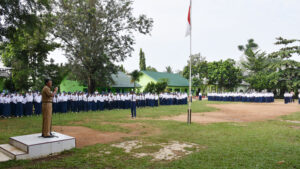 Covid-19, Walikota Metro Turun ke Sekolah