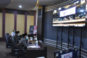 Sidang Paripurna Pandangan Fraksi-Fraksi dan Jawaban Walikota Metro