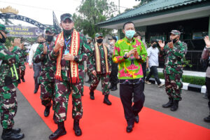 Kunjungan Panglima Kodam II Sriwijaya ke Kodim 0411/LT
