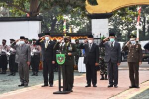 Upacara Ziarah Nasional Hari Pahlawan ke-75