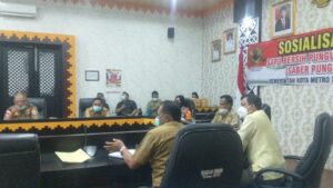 Rapat Satgas, Diskominfo MetroTerus Sebarkan Informasi C-19