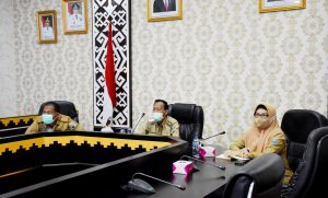 Kota Metro Ikuti Rapat Pemberian Vaksin Untuk Masyarakat