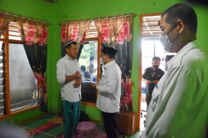 Walikota Metro Sambangi Rumah Duka Bocah Tenggelam di Sungai