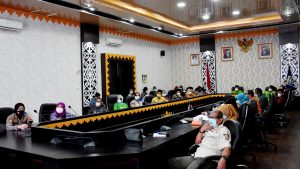 Rakor dan Evaluasi Covid-19 Kota Metro