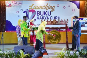 Launching 12 Buku Karya SD Aisyiyah Metro, Dihadiri Wakil Walikota Metro