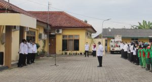 Qomaru Zaman, Pimpin Apel di Dinas Perumahan dan Kawasan Pemukiman