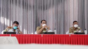 Monitoring dan Evaluasi Covid-19 : Wahdi Minta Pelayanan Rumah Sakit Harus Optimal