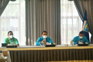 Monitoring dan Evaluasi Dengan OPD se-Kota Metro Tentang Pencegahan dan Pengendalian Covid-19