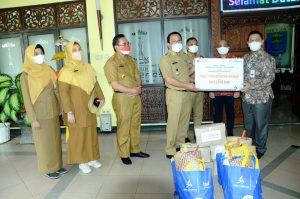 Pemerintah Kota Metro Terima Bantuan CSR Dari PT. Bank Lampung dan Srikandi Group