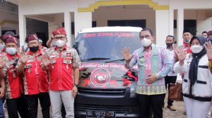 Walikota Metro Hadiri Launching Ambulance dan Mobil Jumat Berkah