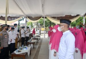 Pengukuhan Pengurus Majelis Taklim Masjid Taqwa Metro dan Sedekah Akbar Dalam Rangka Peringatan Maulid Nabi  Muhammad SAW 1443 H