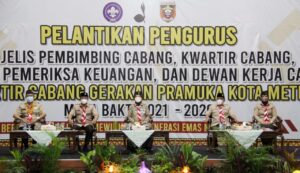 Pengurus Mabicab dan Kwarcab, LPK serta DKC Gerakan Pramuka Kota Metro Dilantik