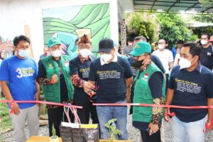 Walikota Metro Wahdi Hadiri Milad ke 3 Payungi dan Launching Kampus Desa Emas