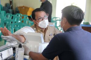 Walikota Metro Wahdi Meninjau Vaksinasi di 3 Lokasi