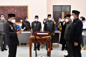 Walikota Metro Melantik Dua Pejabat Pimpinan Tinggi Pratama di Lingkungan Pemkot Metro