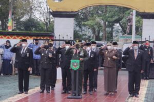 Ziarah Nasional dan Tabur Bunga Warnai Peringatan Hari Pahlawan di Kota Metro
