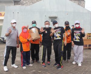 Walikota dan Wakil Walikota Metro Senam Bersama Dengan PWRI Cabang Kota Metro