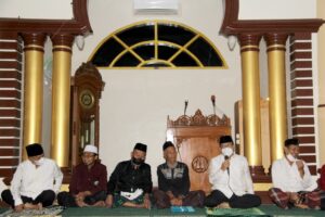 Walikota Ingatkan Masyarakat Menjaga Kebersihan Saat Salat Subuh