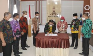 Lindungi Pekerja di Kota Metro, Wahdi Jalin Kerjasama dengan BPJS Ketenagakerjaan