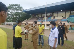 Walikota Metro Membuka Kompetisi Sepakbola Piala Soeratin U-13