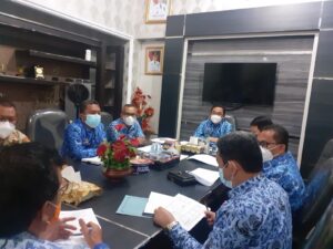 Asisten II Pimpin Rapat Persiapan Pembentukan Tim Tanggap Darurat Bencana Terpada Kota Metro