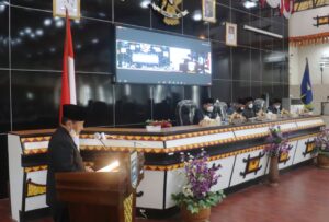 Walikota dan Wakil Walikota Hadiri Rapat Paripurna Tentang Pengambilan Keputusan 3 Raperda Kota Metro