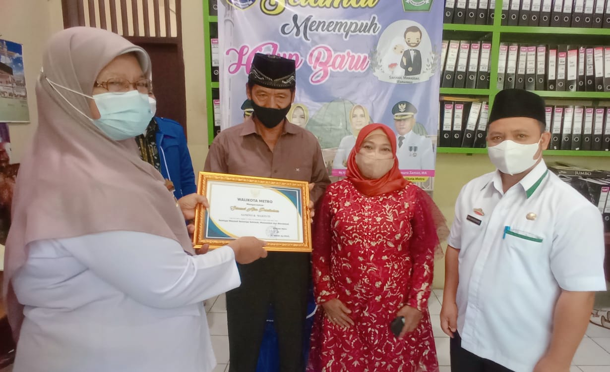 Staf Ahli III Walikota Metro Hadiri Fasilitasi Nikah di Balai Nikah Metro Timur