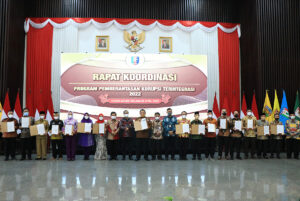 Walikota Metro Hadiri Rapat Koordinasi Program Pemberantasan Korupsi Terintegrasi Tahun 2022