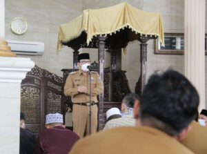 Walikota Metro Mengisi Kajian Kuliah Zuhur Ramadhan 1443 H