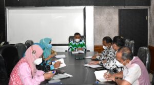 Qomaru Pimpin Rapat Dan Sharing Dengan Staf Ahli Walikota Dan Asisten Sekda Kota Metro