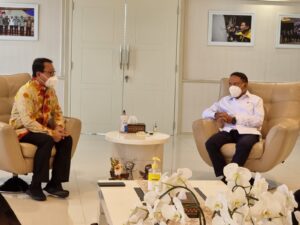 Ingin Tingkatkan Fasilitas Olahraga, Walikota Metro Kunker dengan Menpora RI