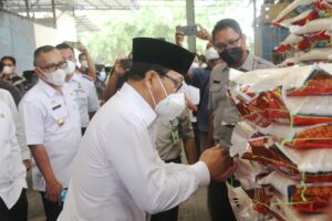 Pemkot Metro Monitoring Ketersedian Bahan Pokok ke Gudang