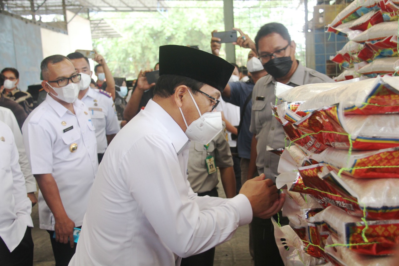 Pemkot Metro Monitoring Ketersedian Bahan Pokok ke Gudang