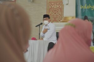 Walikota Metro Mengisi Kajian pada Kegiatan Amaliah Ramadan 1443 H
