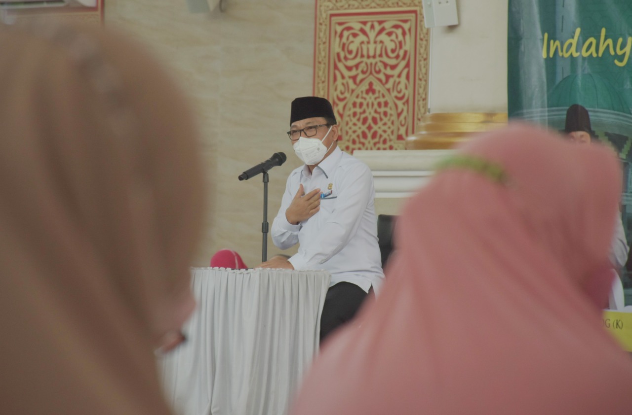 Walikota Metro Mengisi Kajian pada Kegiatan Amaliah Ramadan 1443 H