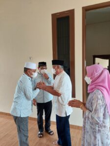 Silaturahmi, Walikota Metro Bersama Istri dengan Ike Edwin