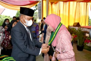 Wakil Walikota Metro Hadiri Pelepasan Siswa Kelas XII MAN 1 Metro