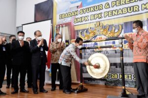 Walikota Metro Hadiri Peresmian Gedung SMPK BPK Penabur Metro