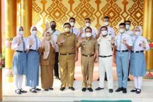 Walikota Metro Lepas 7 Calon Paskibraka Provinsi Lampung Asal Kota Metro