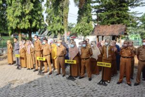 Sidak Kecamatan dan Dinas Perpustakarda, Wahdi Minta Pegawai Harus Disiplin