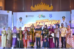 Walikota Wahdi Berikan Sambutan Dalam Acara Parade Wastra Khas Kota Metro