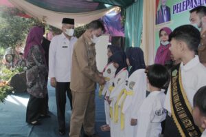 Wakil Walikota Hadiri Tafiz Qur’an MIN 1 Metro