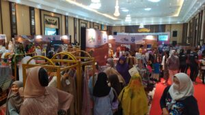 Berbagai Acara dan Stand di Festival Bumi Sai Wawai Banyak Menarik Minat Pengunjung