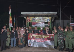 Walikota dan Wakil Walikota Metro Turut Nilai Lomba Poskamling