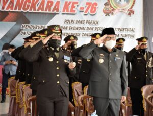 Walikota Metro Ikuti Upacara Peringatan Hari Bhayangkara ke-76