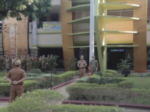 Pimpin Apel Mingguan, Sekda Kota Metro Ajak Untuk Menjaga Kesehatan