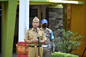 Bangkit Himbau ASN dan Warga, Mengibarkan Bendera dan Umbul-Umbul Selama Bulan Agustus