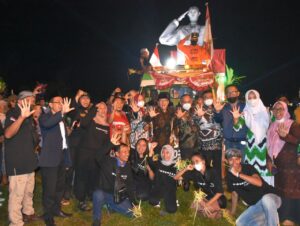 Walikota Metro Membuka Karnaval di Kelurahan Sumbersari Bantul