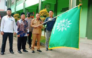 Qomaru Melepas Karnaval di Kompleks Muhammadiyah Metro Dalam Rangka HUT RI Ke-77