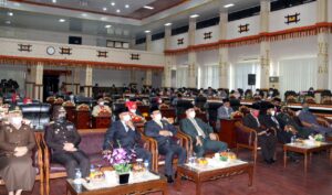 Rapat Paripurna DPRD Kota Metro Mendengarkan Pidato Kenegaraan Presiden RI